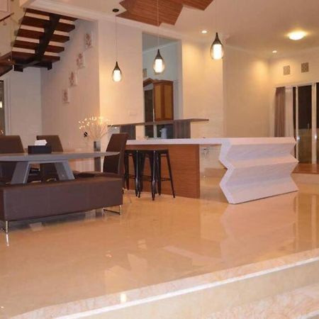 Villa Agro Kusuma Pinus R7 Batu  Luaran gambar
